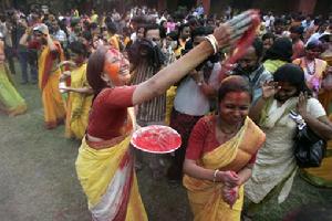 （圖）荷麗節的熱鬧場面