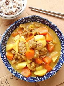 咖喱胡蘿蔔燉牛腩