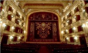敖德薩國立歌舞劇院