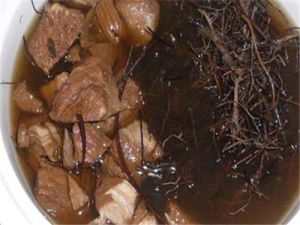 雞骨草車前草燉魚頭 雞骨草車前草燉魚頭