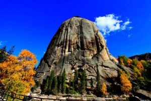 額爾齊斯大峽谷 額爾齊斯大峽谷