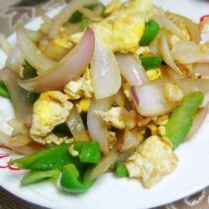 菜椒炒洋蔥雞蛋 菜椒炒洋蔥雞蛋