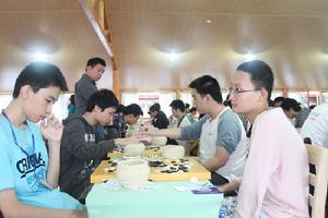 絨毅(右)(一帆風順88)