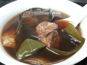 羅漢果煲豬月展湯 羅漢果煲豬月展湯