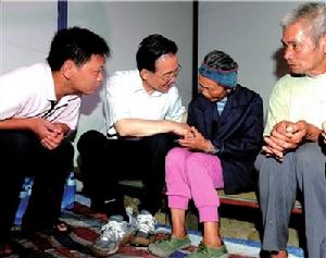 總理19日至20日實地察看廣西梧州汛情