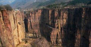 紅岩長廊 紅岩長廊
