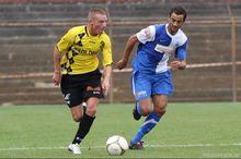 庫爾特&middot;范&middot;多倫(右)