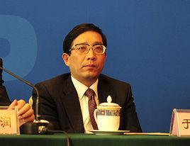 於寧[上海市松江區委常委、副區長]