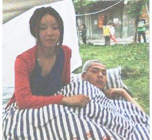 呂才文保護及時,女友毫髮無損