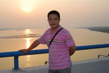 鄭志剛在鄭州黃河大橋