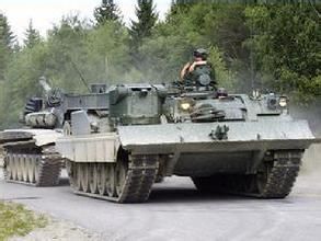 VT-72M4裝甲搶救車 VT-72M4裝甲搶救車