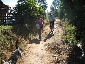 老帕連上寨村 老帕連上寨村