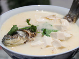豆腐鯽魚湯 豆腐鯽魚湯