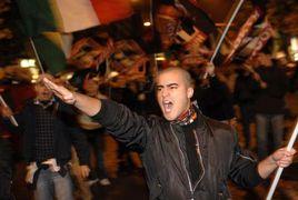 右翼組織 右翼組織