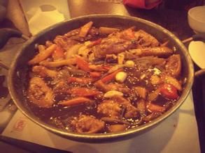 三汁燜雞翅鍋 三汁燜雞翅鍋