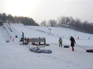 朱雀山滑雪場 朱雀山滑雪場