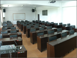 天津市東麗中學