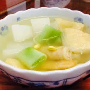 豆腐蘿蔔湯 豆腐蘿蔔湯