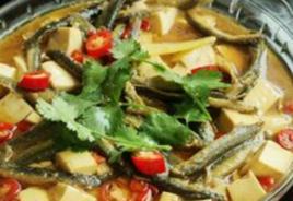 泥鰍燜豆腐 泥鰍燜豆腐