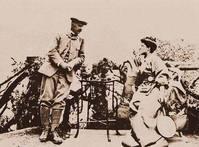 方蘇雅與和其小妻子埃蓮娜&middot;馬爾芒