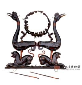 戰國晚期漆木虎座鳥架鼓 戰國晚期漆木虎座鳥架鼓