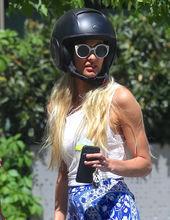 坎蒂絲·斯瓦內普爾街拍及廣告代言