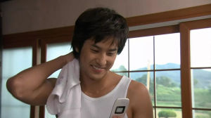 《葡萄園的那小伙兒》劇照