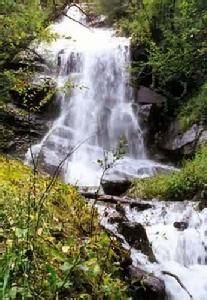 涅爾喀大瀑布 涅爾喀大瀑布