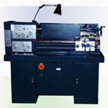 普通臥式車床
