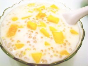 椰汁芒果西米露 椰汁芒果西米露