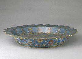 明萬曆掐絲琺瑯雙龍戲珠紋盤 明萬曆掐絲琺瑯雙龍戲珠紋盤