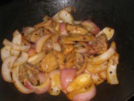 洋蔥炒雞塊 洋蔥炒雞塊