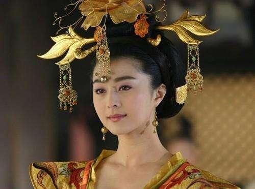 她是日本的國際巨星,卻說自己是楊貴妃的後代,還有貴妃墓為證 她是日本的國際巨星,卻說自己是楊貴妃的後代,還有貴妃墓為證