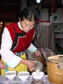 （圖）藏族酥油茶
