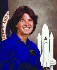 薩莉·萊德 薩莉·萊德