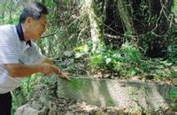 古村寨藏身銀瓶山