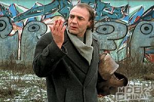 《柏林蒼穹下》