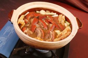 柱侯羊腩煲 柱侯羊腩煲