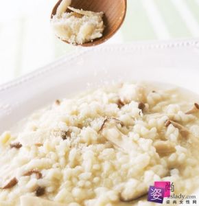 生大黃薏苡仁粥 生大黃薏苡仁粥