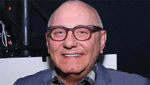 麥克斯&middot;阿茲利亞