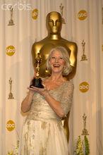 主演海倫&middot;米倫獲獎領獎照片