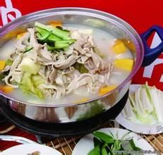 東北酸菜豬肚湯 東北酸菜豬肚湯