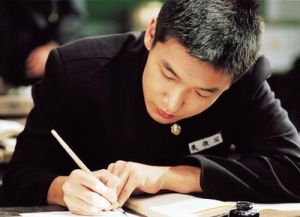 曹承佑1980年2月12日