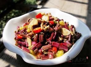 蕨菜炒蹄筋 蕨菜炒蹄筋