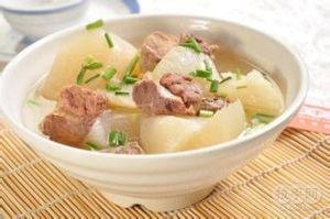 蘿蔔燉仔排 蘿蔔燉仔排