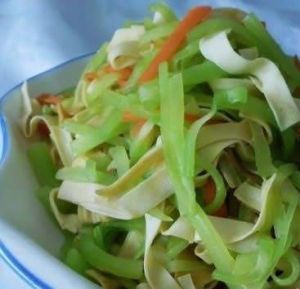 萵筍拌豆腐 萵筍拌豆腐