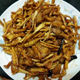 豬肉炒蘿蔔乾 豬肉炒蘿蔔乾