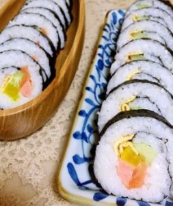 卷紫菜壽司 卷紫菜壽司