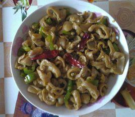 尖椒炒肥腸 尖椒炒肥腸