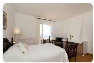 鎮上房子逃生 鎮上房子逃生